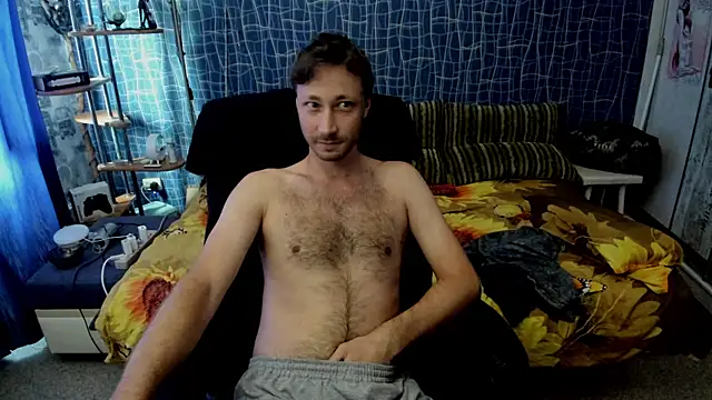 CuteBoy228 online show from 10, 7, 2026
