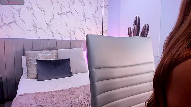 Karlla Brown online show from 27, 10, 2025