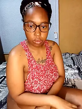 Snapshot of PreggyBunny chatting on 18, 10, 2025 PreggyBunny online show from 18, 10, 2025