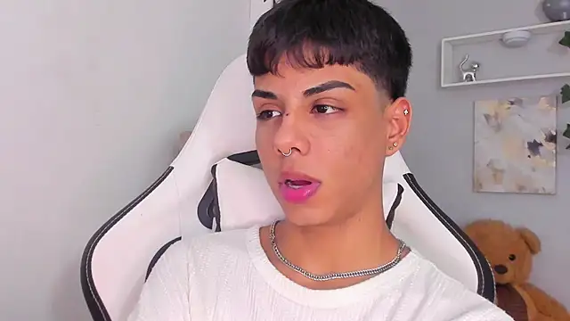 Thomas wil online show from 14, 11, 2025