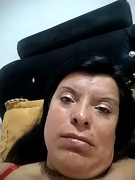 Snapshot of Hanna_Kieran chatting on 8, 9, 2025 Hanna Kieran online show from 8, 9, 2025