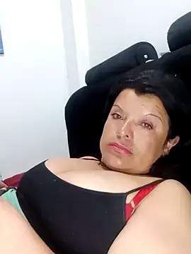 Snapshot of Hanna_Kieran chatting on 22, 9, 2025 Hanna Kieran online show from 22, 9, 2025