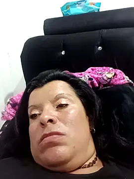 Snapshot of Hanna_Kieran chatting on 11, 10, 2025 Hanna Kieran online show from 11, 10, 2025