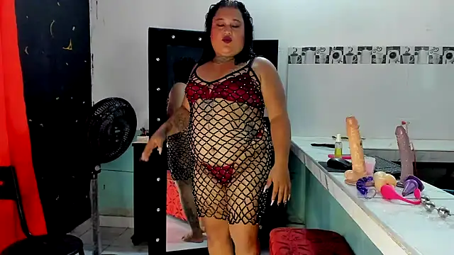 Kat Valen online show from 28, 10, 2025