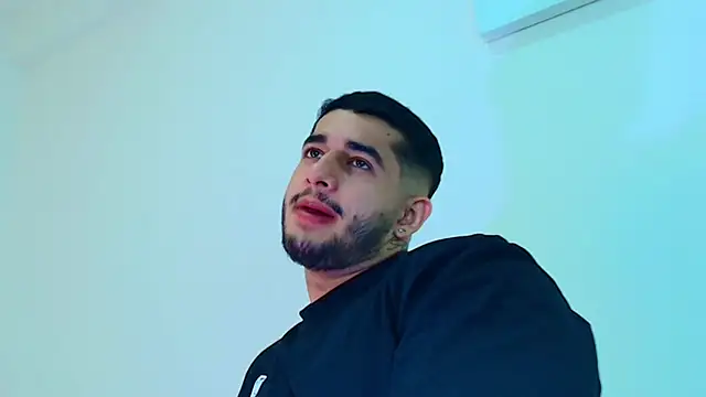 king falconer online show from 5, 2, 2026