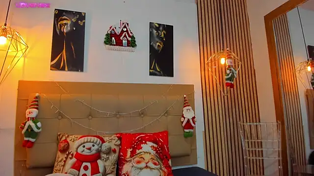 alesziarose online show from 2, 12, 2025