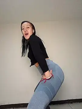 Snapshot of Oriana111 chatting on 6, 11, 2025 Oriana111 online show from 6, 11, 2025