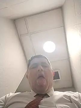 BigCristh79 online show from 13, 6, 2026
