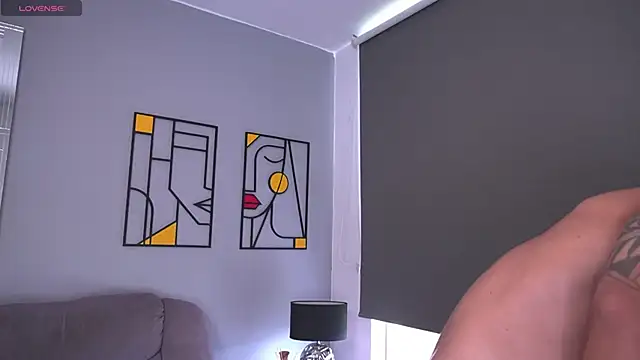 tyler muscle1 online show from 21, 11, 2025