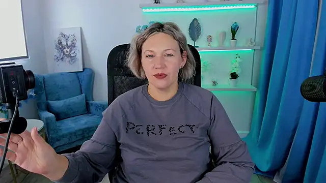 Snapshot of NinaStarle chatting on 27, 9, 2025 NinaStarle online show from 27, 9, 2025