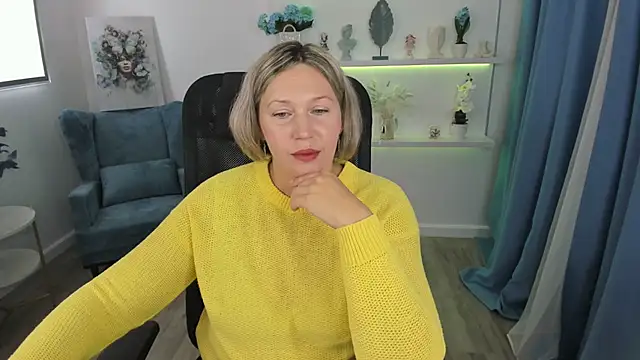 Snapshot of NinaStarle chatting on 1, 10, 2025 NinaStarle online show from 1, 10, 2025