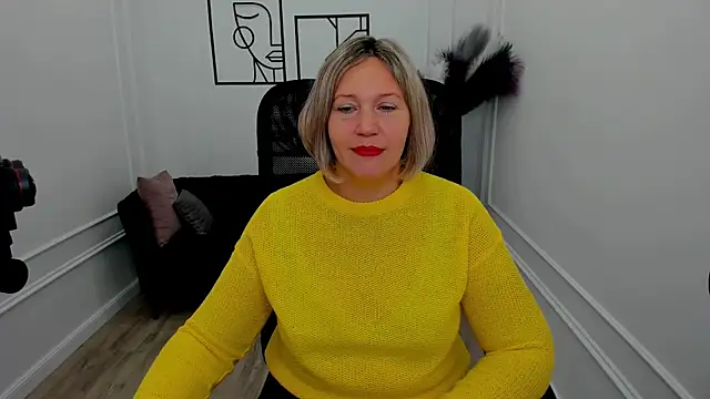 Snapshot of NinaStarle chatting on 2, 10, 2025 NinaStarle online show from 2, 10, 2025