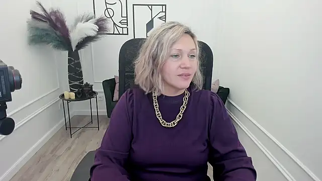 Snapshot of NinaStarle chatting on 30, 11, 2025 NinaStarle online show from 30, 11, 2025