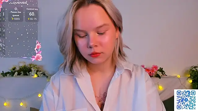 girlllsooft online show from 10, 11, 2025