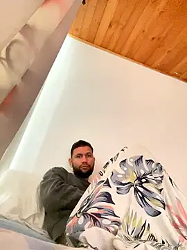 Snapshot of Michaell_Spinelly chatting on 18, 1, 2026 Michaell Spinelly online show from 18, 1, 2026