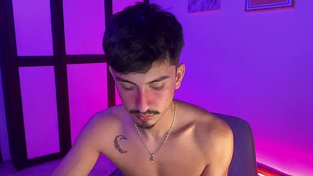 sweettaaron01 online show from 10, 1, 2026