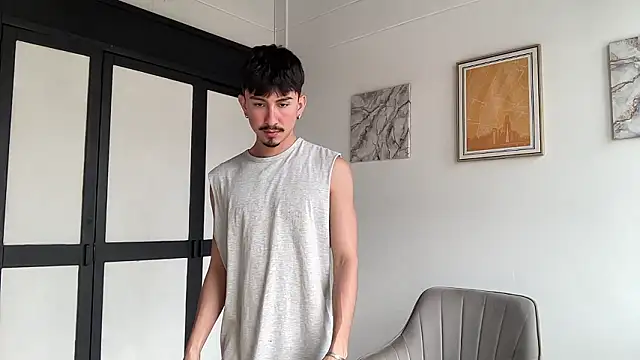 sweettaaron01 online show from 16, 2, 2026