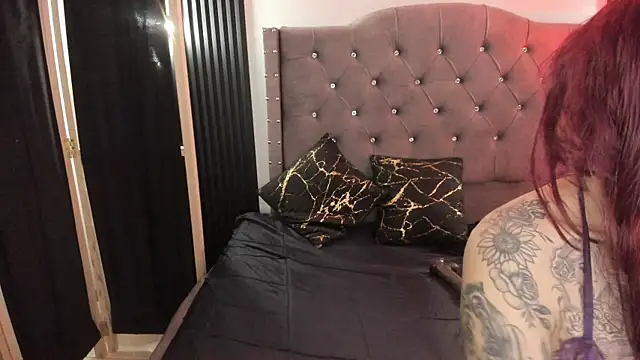 Scarbadgirl  online show from 30, 6, 2026