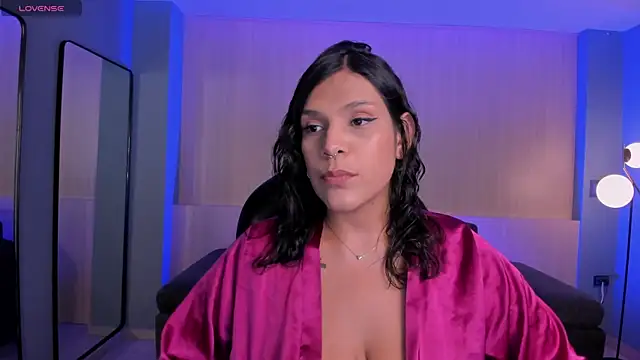 SarahYates online show from 22, 7, 2026