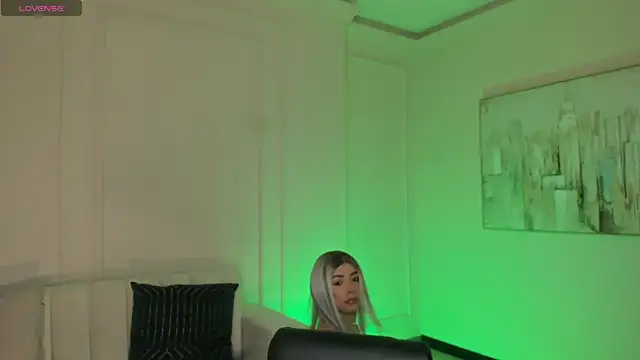 Snapshot of IsabellaMoreau chatting on 14, 2, 2026 IsabellaMoreau online show from 14, 2, 2026