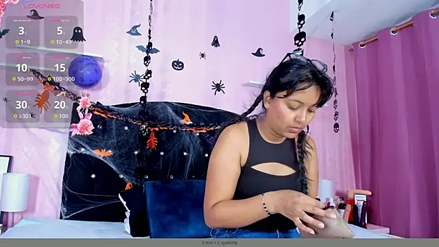 Snapshot of Azul_Moon chatting on 22, 10, 2025 Azul Moon online show from 22, 10, 2025