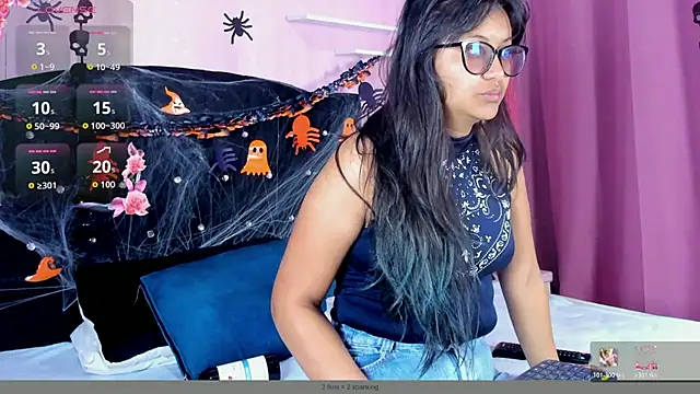 Snapshot of Azul_Moon chatting on 25, 10, 2025 Azul Moon online show from 25, 10, 2025