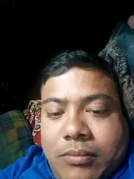 Snapshot of CatchingBouquet chatting on 19, 11, 2025 CatchingBouquet online show from 19, 11, 2025