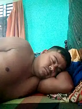 Snapshot of CatchingBouquet chatting on 20, 11, 2025 CatchingBouquet online show from 20, 11, 2025