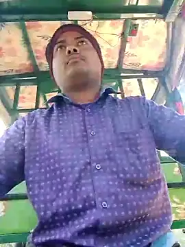 Snapshot of CatchingBouquet chatting on 27, 11, 2025 CatchingBouquet online show from 27, 11, 2025