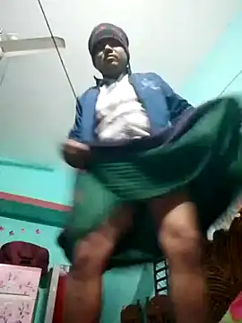 Snapshot of CatchingBouquet chatting on 7, 1, 2026 CatchingBouquet online show from 7, 1, 2026