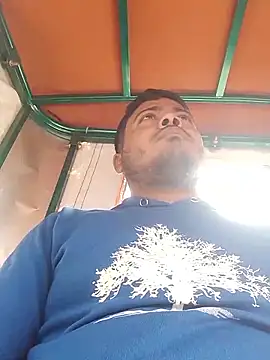 Snapshot of CatchingBouquet chatting on 3, 2, 2026 CatchingBouquet online show from 3, 2, 2026