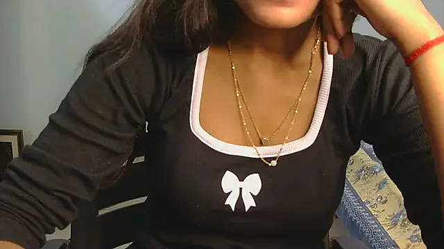 Aarti misty71 online show from 15, 4, 2026