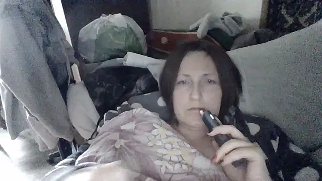 Snapshot of AllaSowinskaya chatting on 29, 10, 2025 AllaSowinskaya online show from 29, 10, 2025