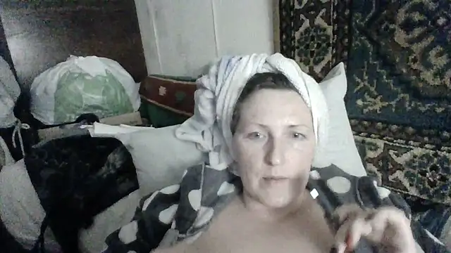 Snapshot of AllaSowinskaya chatting on 30, 10, 2025 AllaSowinskaya online show from 30, 10, 2025