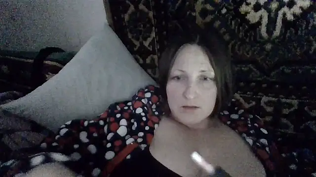 Snapshot of AllaSowinskaya chatting on 3, 12, 2025 AllaSowinskaya online show from 3, 12, 2025