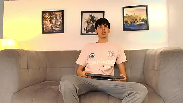 TWINKS FRIENDS online show from 31, 3, 2026