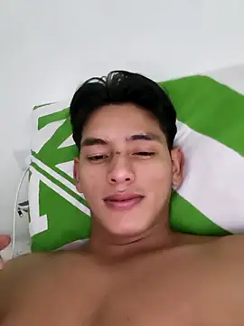 Snapshot of Hiroshi_Shen chatting on 3, 10, 2025 Hiroshi Shen online show from 3, 10, 2025