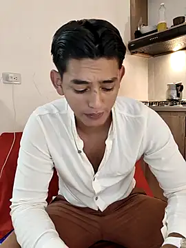 Snapshot of Hiroshi_Shen chatting on 6, 10, 2025 Hiroshi Shen online show from 6, 10, 2025