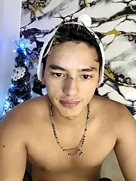 Snapshot of Hiroshi_Shen chatting on 21, 12, 2025 Hiroshi Shen online show from 21, 12, 2025