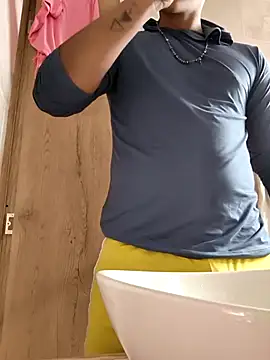 Snapshot of Hiroshi_Shen chatting on 14, 1, 2026 Hiroshi Shen online show from 14, 1, 2026