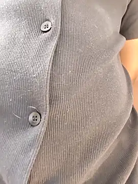 Snapshot of Hiroshi_Shen chatting on 1, 4, 2026 Hiroshi Shen online show from 1, 4, 2026