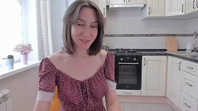 GoodGlamorGirl online show from 4, 6, 2026