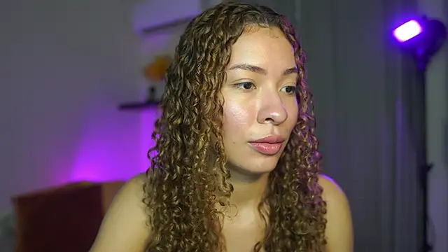Snapshot of isabella-garcia- chatting on 23, 9, 2025 isabella-garcia- online show from 23, 9, 2025