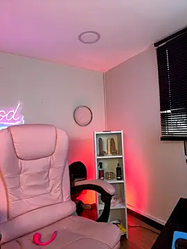 Aphriil   online show from 8, 10, 2025