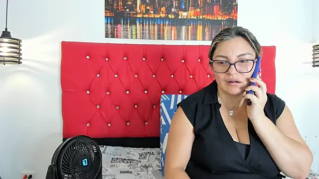 carolinacrus01 online show from 14, 9, 2025