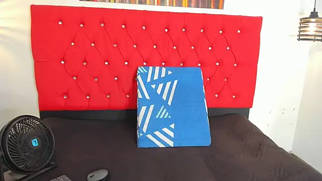 carolinacrus01 online show from 26, 9, 2025