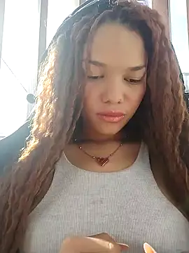 ChloeRaviss online show from 19, 10, 2025