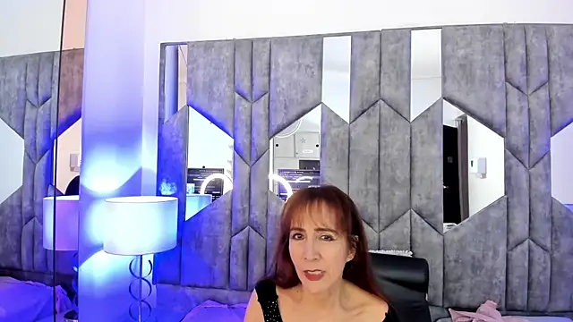 Snapshot of BestLadyMature chatting on 10, 10, 2025 BestLadyMature online show from 10, 10, 2025