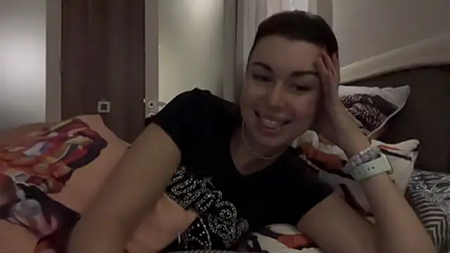 Snapshot of Gilin1 chatting on 20, 10, 2025 Gilin1 online show from 20, 10, 2025