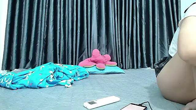 Snapshot of Grass_99 chatting on 19, 11, 2025 Grass 99 online show from 19, 11, 2025